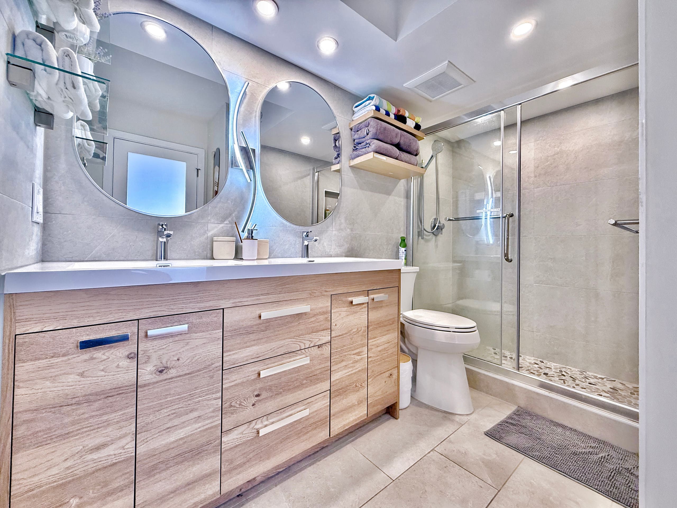 29FL-Ultra Upscale Modern 1BR-Ocean View w/Parking - Image 33
