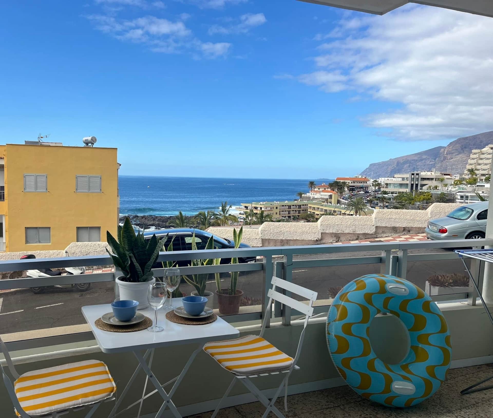 Rooftop Pool & Ocean Views - Enjoy Sunny Tenerife