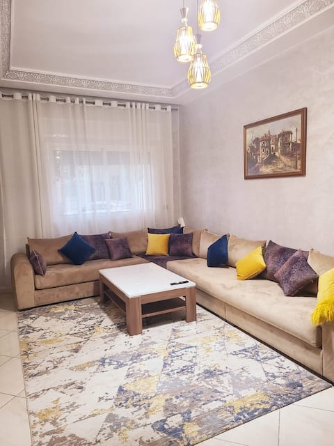 Luxury Apartment 
Airport / University Hospital / Air conditioning