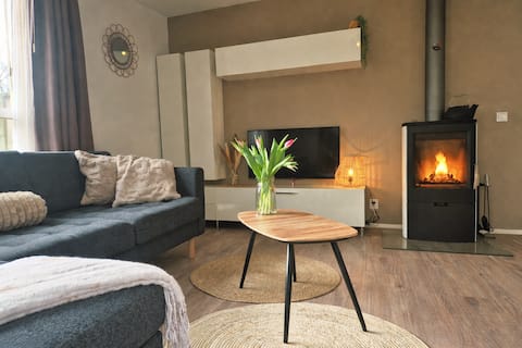 Popular Airbnb listing: Cozy N°3 Luxury Villa Hot Tub Wood Stove & Air Conditioning in Ewijk