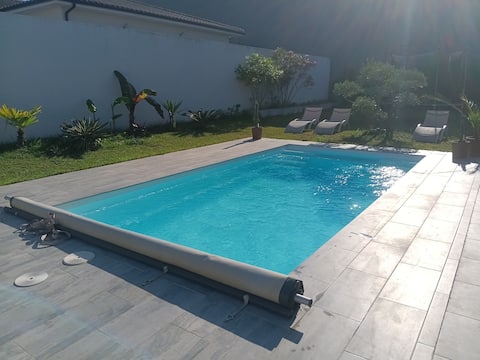 Cozy house with swimming pool and large garden