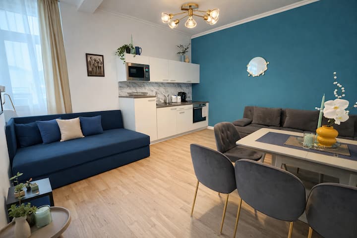 Prague 1|lift|quiet|netflix|washer|2brs|top Floor - Praha
