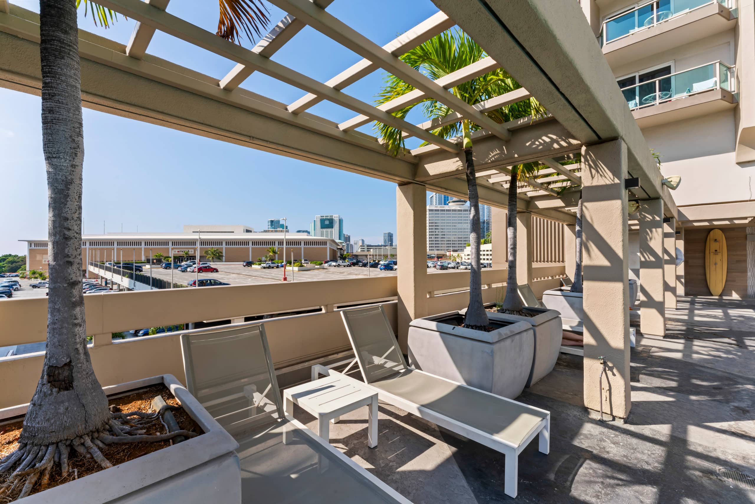Condo in Honolulu · ★4.85 · Studio · 1 bed · 1 private bath - Image 20