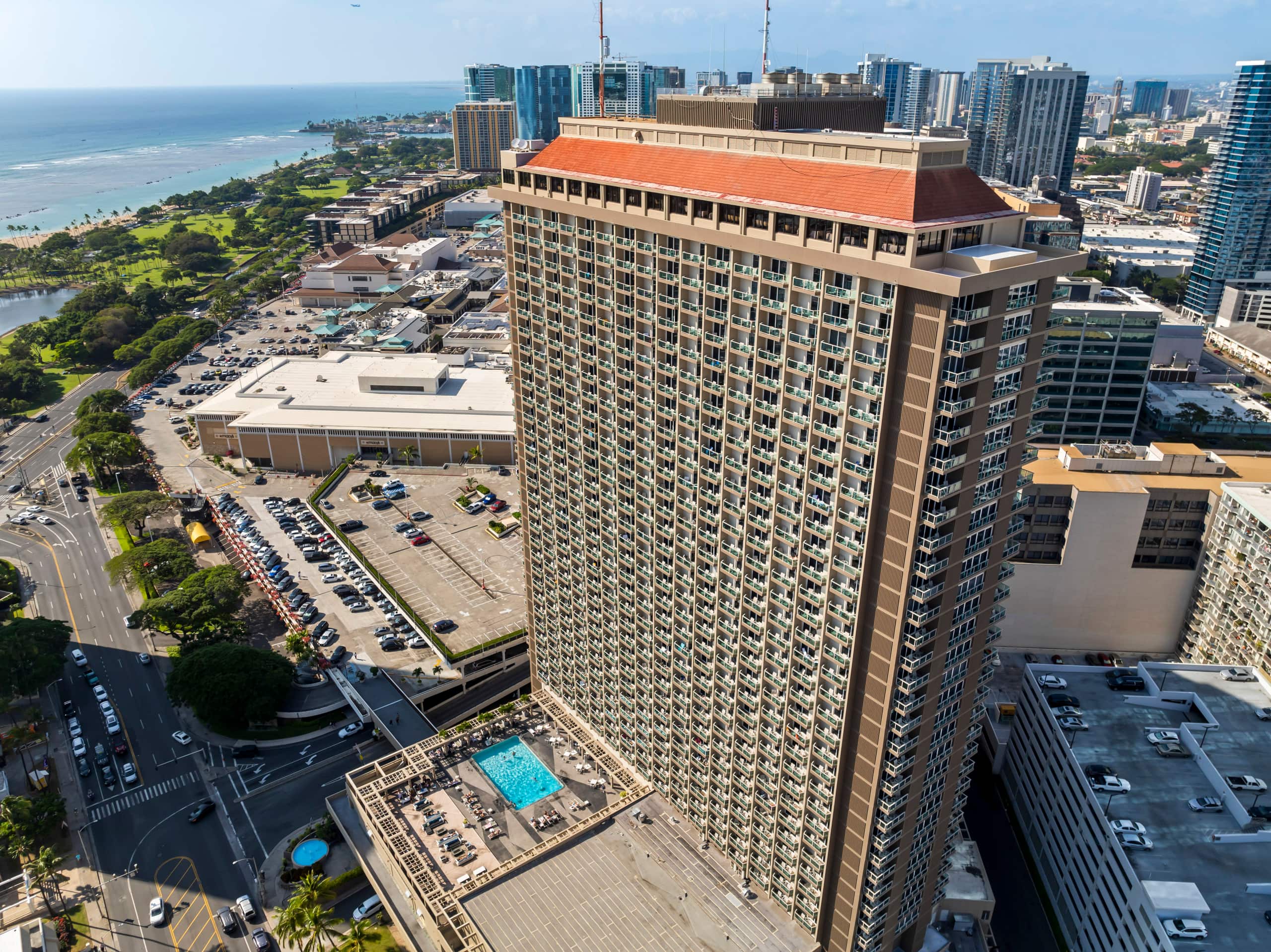 Condo in Honolulu · ★4.85 · Studio · 1 bed · 1 private bath - Image 2