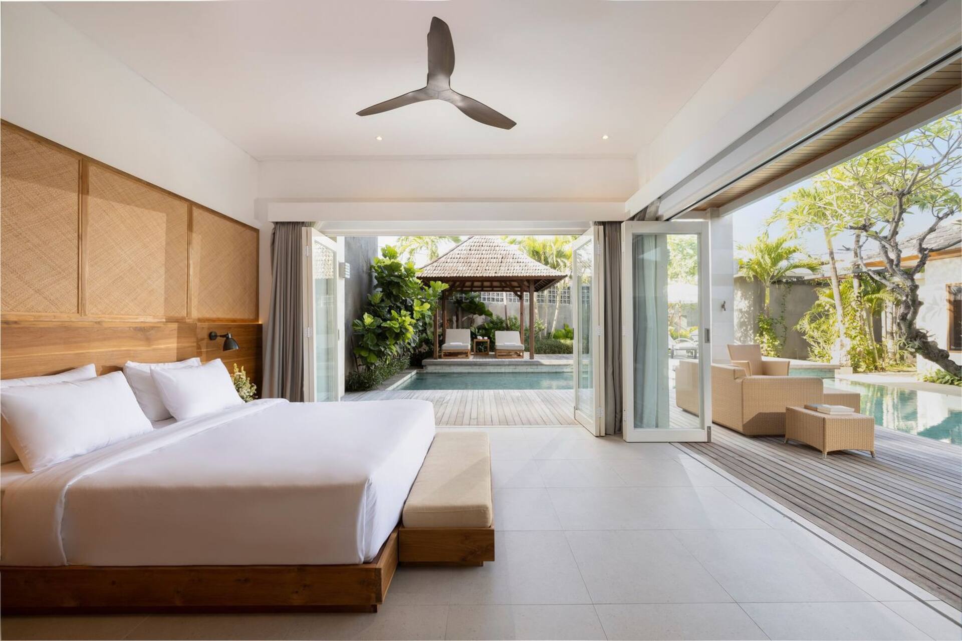 Lavish Tropical Grandeur 5 Bedroom Private Villa in Seminyak 2