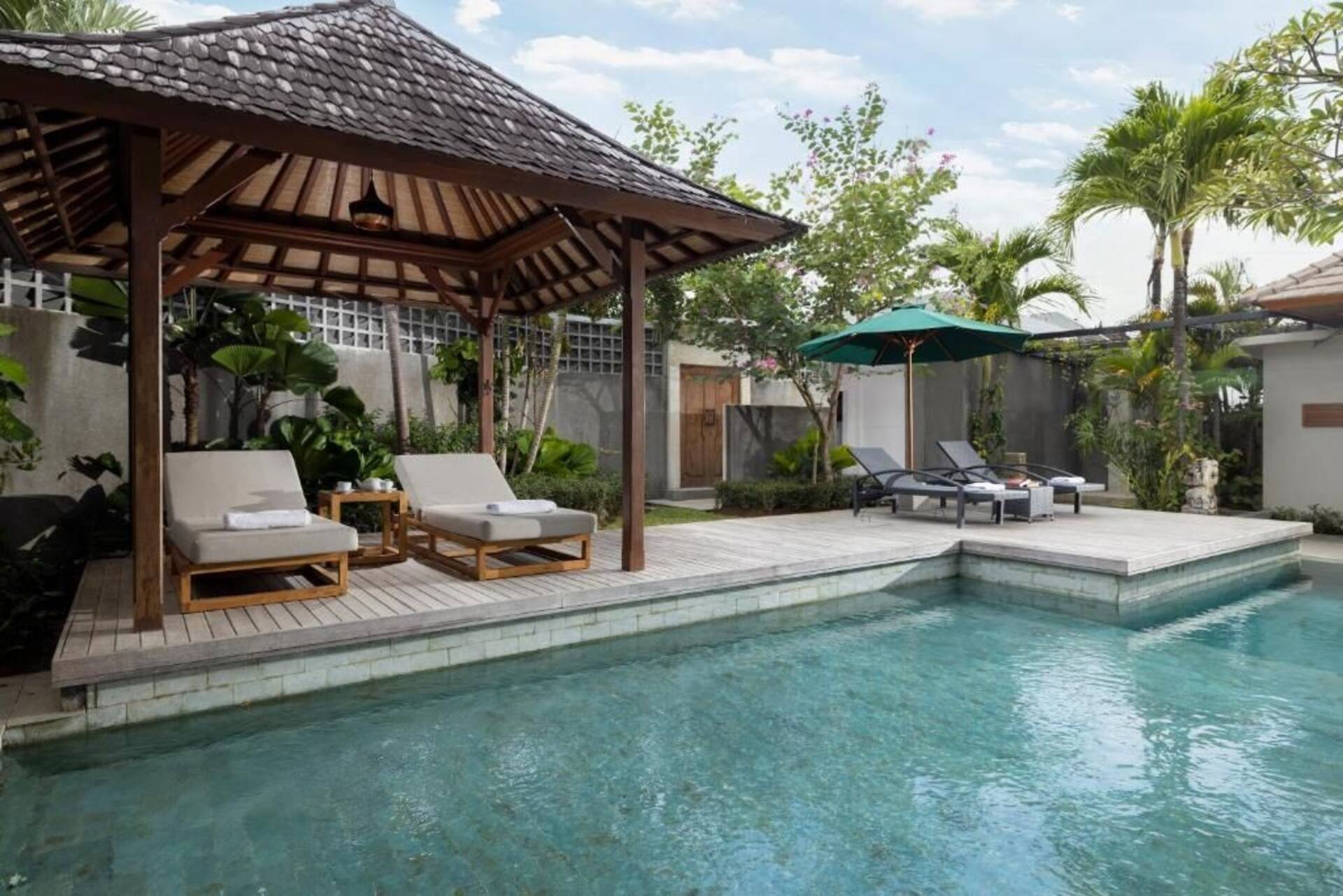 Lavish Tropical Grandeur 5 Bedroom Private Villa in Seminyak 2