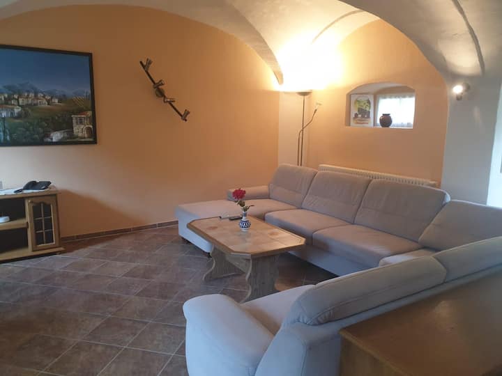 Schöne Ferienwohnung In Dorf Wehlen (Sachsen) - Stadt Wehlen