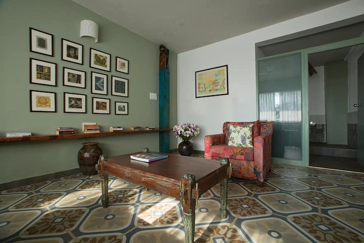 Living room image 9