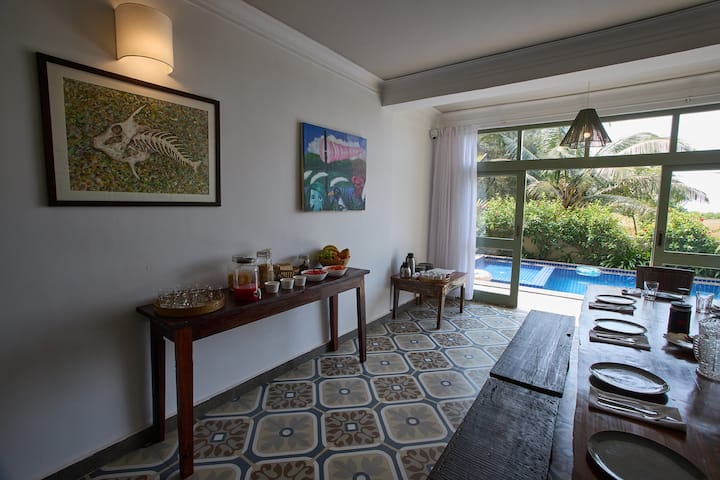 Living room image 1