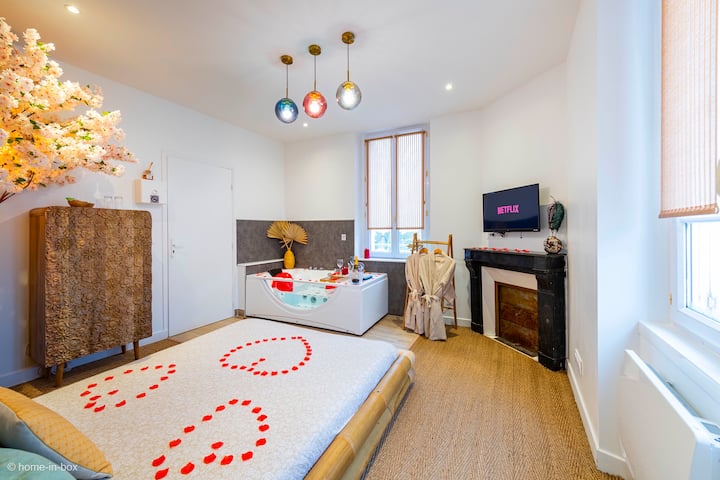 Suite Asie Avec Jacuzzi 15 Minutes Disney - Meaux
