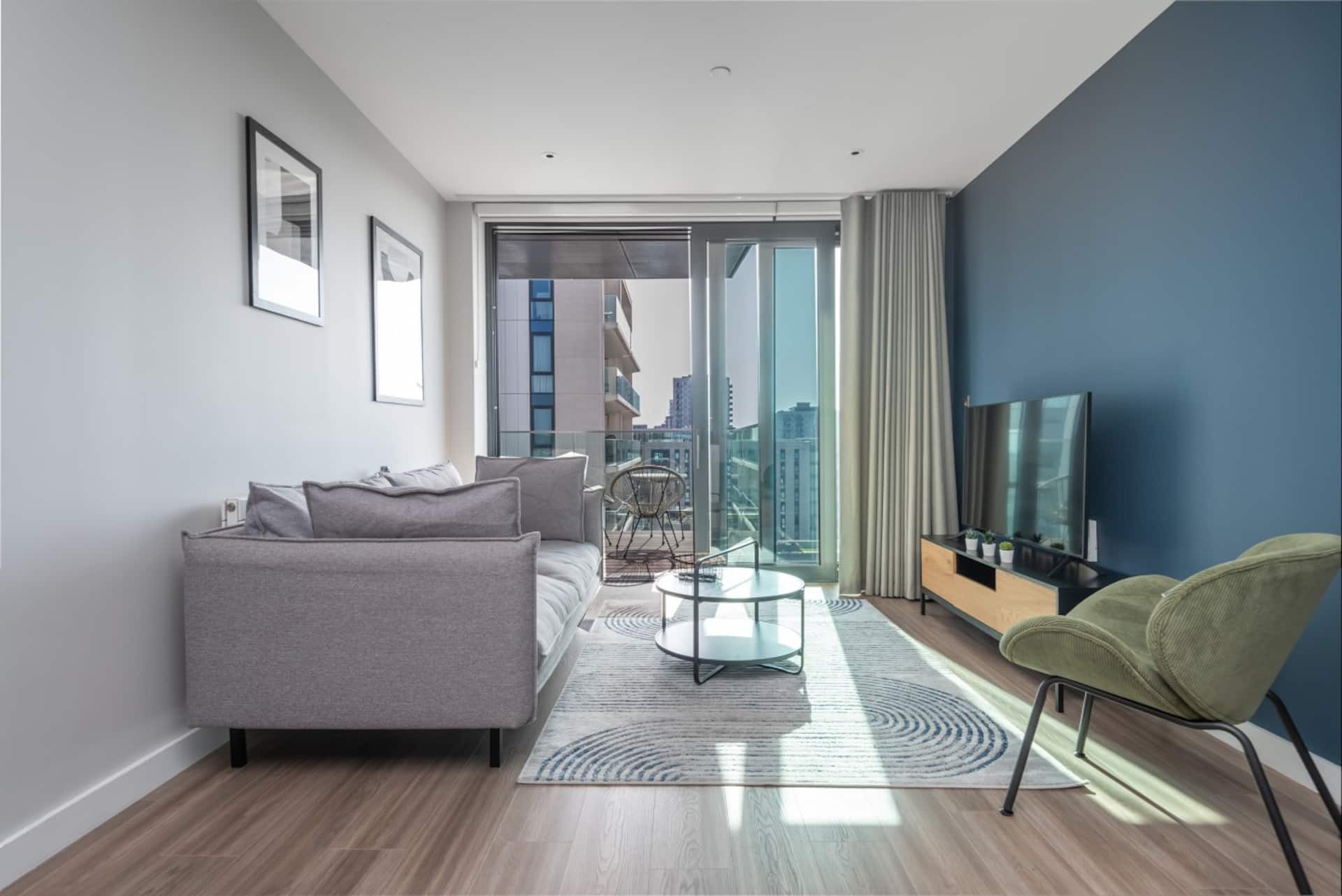 Roof Terrace & Balcony Near Wembley Stadium