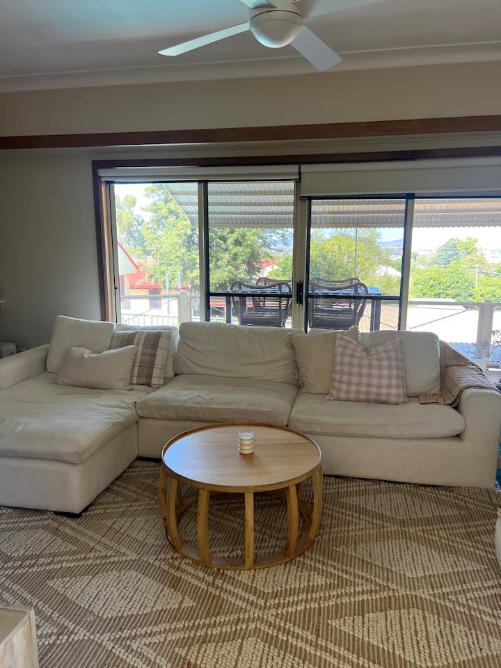 Entire Home In East Tamworth - Tamworth