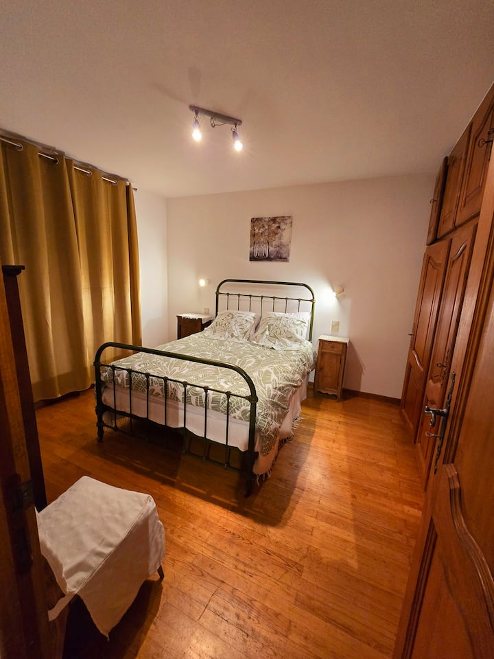 غرفة النوم 1