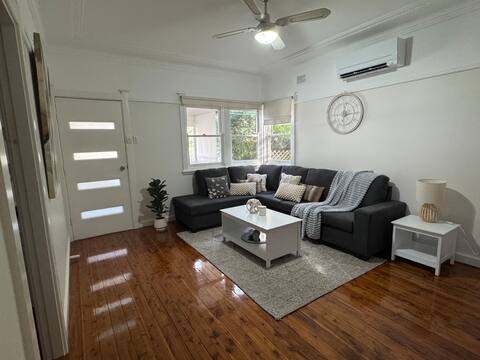 Top performing Airbnb: Umina Beach Getaway in Umina Beach