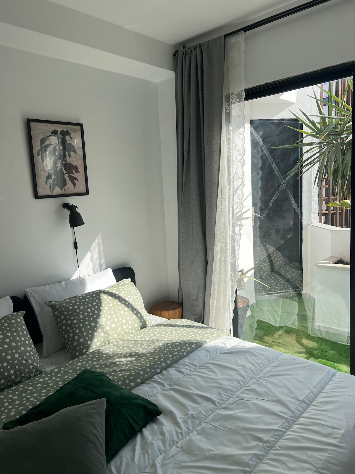 Rental unit in Casablanca  484  2 bedrooms  2 beds  1 bath - image 4