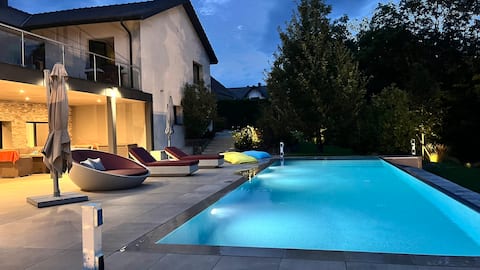 Apartment with private pool, gym, sauna