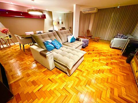 Imóvel de sucesso: Copacabana, Apartment, 4 adults + 2 children, 3 bedrooms, 200 m² em Copacabana