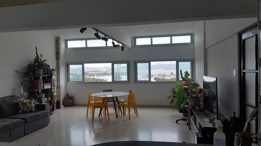 Vista espetacular com 2 quartos na Glória