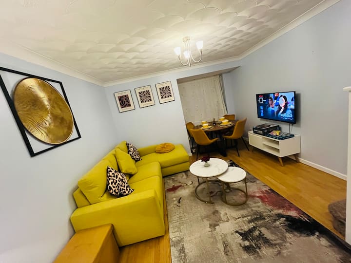 Chic 2br Near Ltn Airport, Parkin, Whips Zoo, Ctrs - Bedfordshire