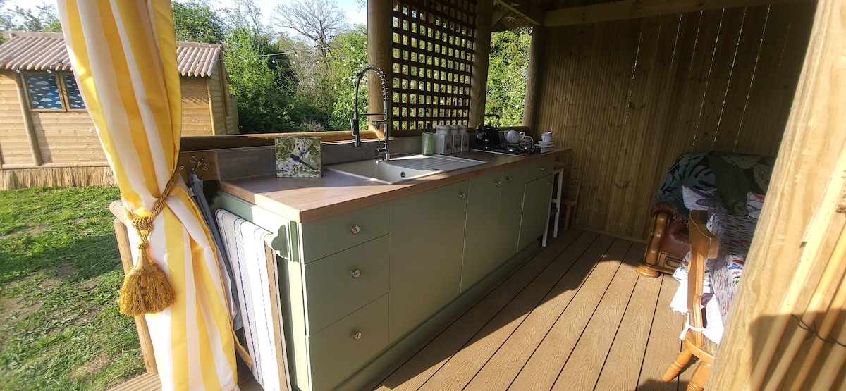 Top performing Airbnb: Buttercup Meadows - Dragonfly's Den Pitch in Norfolk
