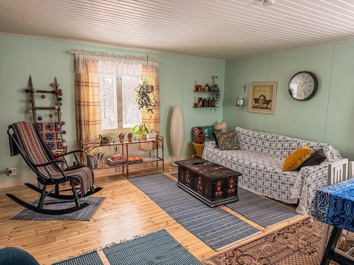 Jokilaakso 
~ Maalaistalo ~ Countryside House - Oulu