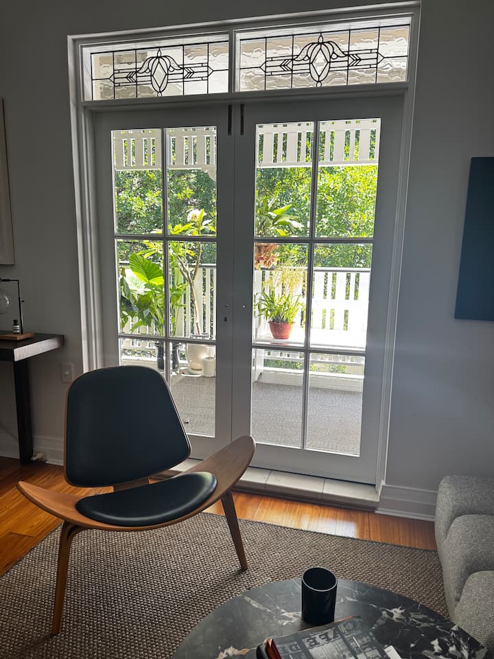 Oversized Art Deco Inner City Garden Oasis - New South Wales