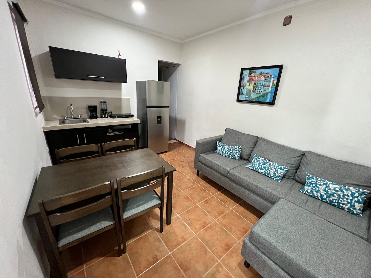 Anuncio de Airbnb popular: Departamento amueblado en Fraccionamiento Gran Santa Fe