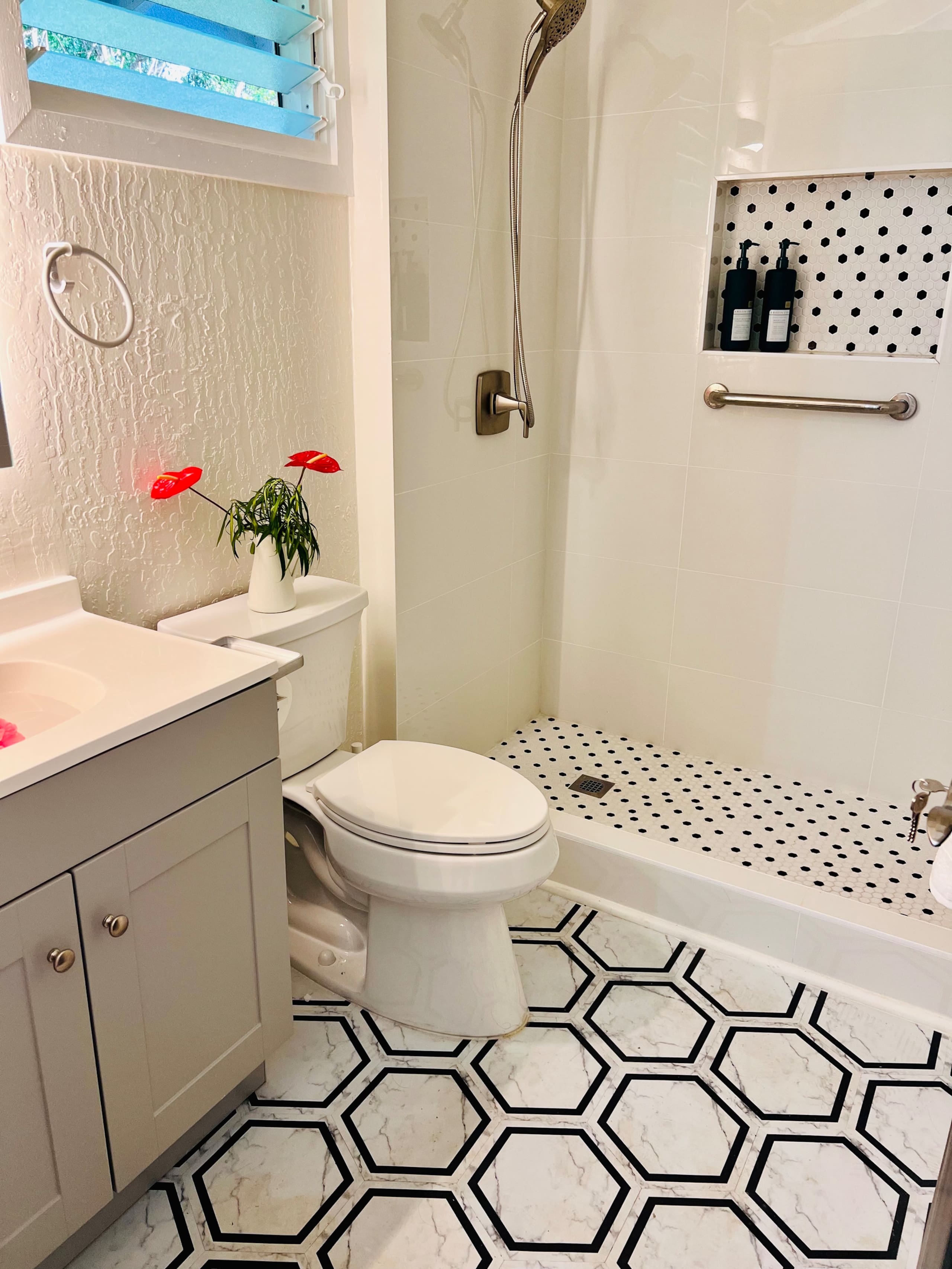 Guesthouse in Kailua-Kona · ★4.94 · 1 bedroom · 1 bed · 1 private bath - Image 29