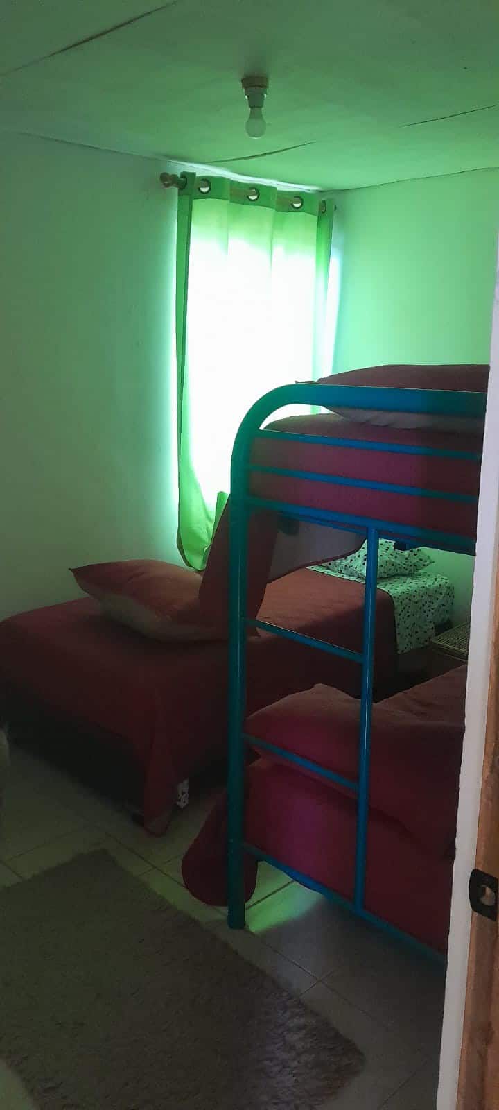 غرفة النوم 2