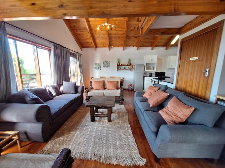 Nine Waves Beach House | With Pool - Port Alfred