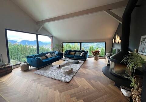 Beautiful house with panoramic views