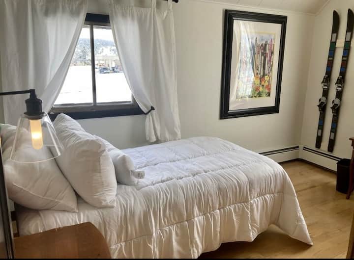 საძინებელი 3