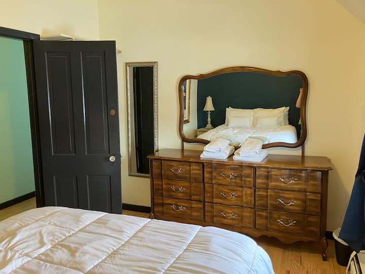 საძინებელი 2