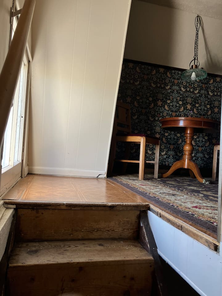 საძინებელი 4