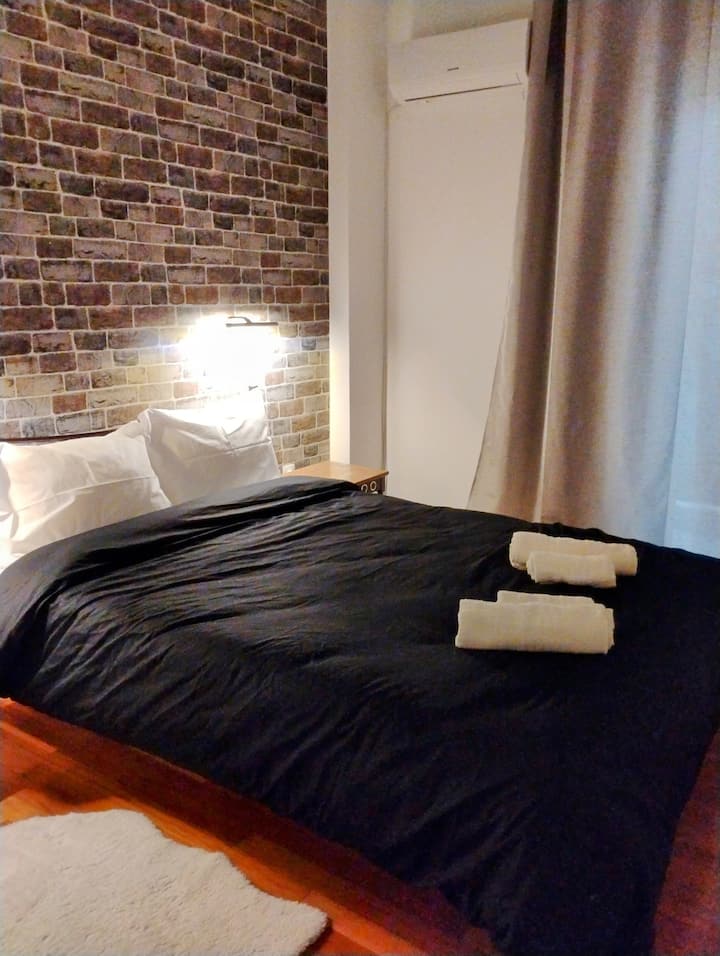 საძინებელი 1