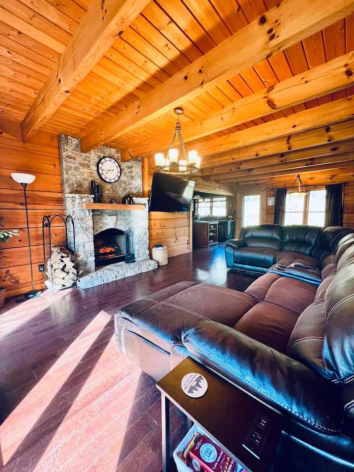 Golden Bear Lodge - Mt. Juliet, TN