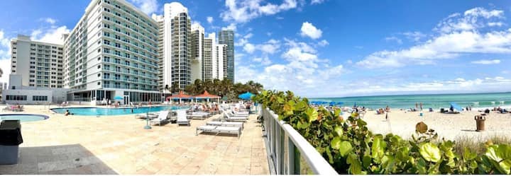 Departamento De Playa Sunny Isles Con Balcón- - Sunny Isles Beach, FL