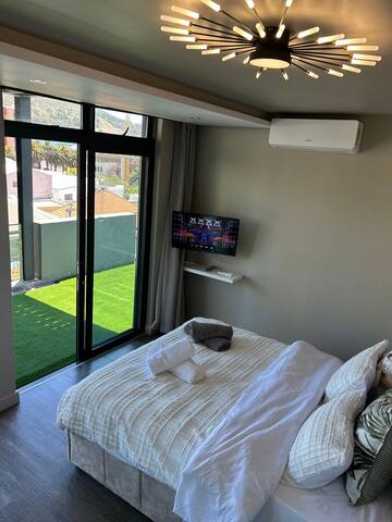 Sloane square apartment unit 20 gallery image 2