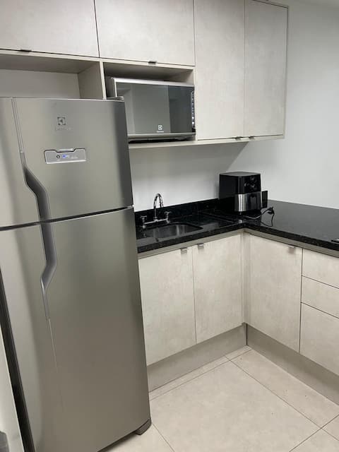 Top Airbnb: 14th floor - Garage - Bed linens - Towels - Hot/cold AC in Cidade Baixa