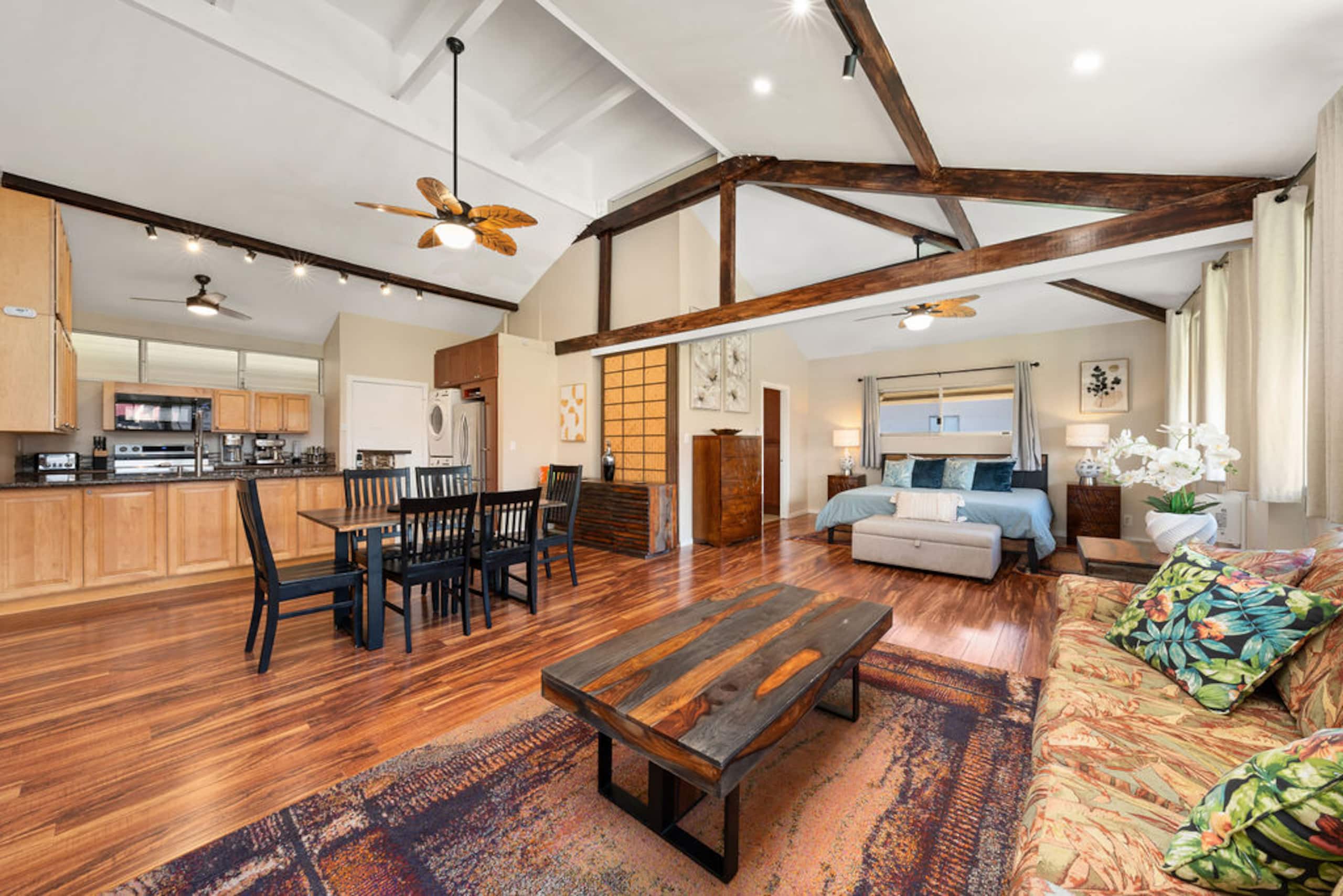 Condo in Kihei · ★4.9 · 2 bedrooms · 3 beds · 2 baths - Image 1