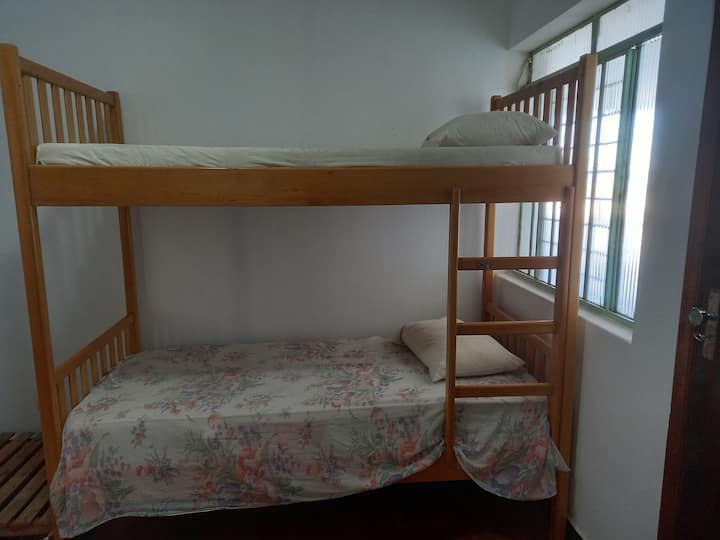 Dhomë gjumi 2