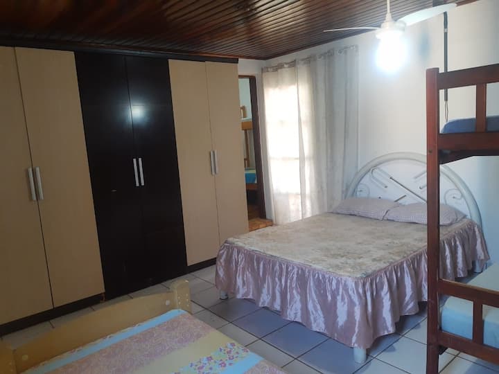 Dhomë gjumi 4