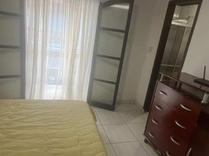 جناح ، سرير مزدوج الصندوق 