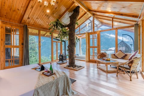 Hidden Heights Treehouse, Jibhi | Jacuzzi