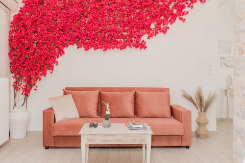 Top performing Airbnb: The Bougainvillea of the Acropolis in ΒΕΪΚΟΥ