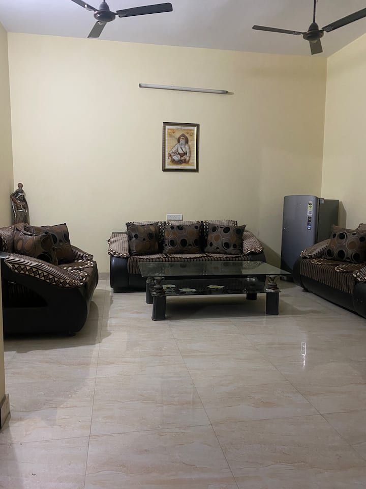 3bhk Bhatia Home Stay - Amritsar