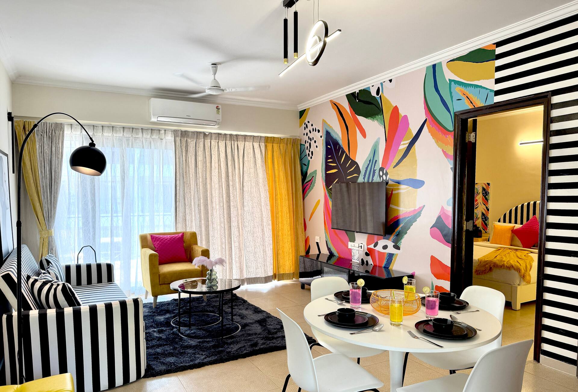 Noir Pop 1bhk at Baga beach with Resort feel
