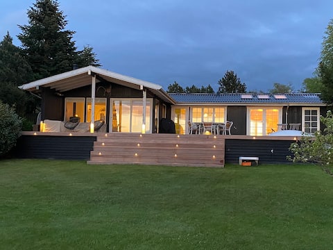 Lovely summer house by Arresø