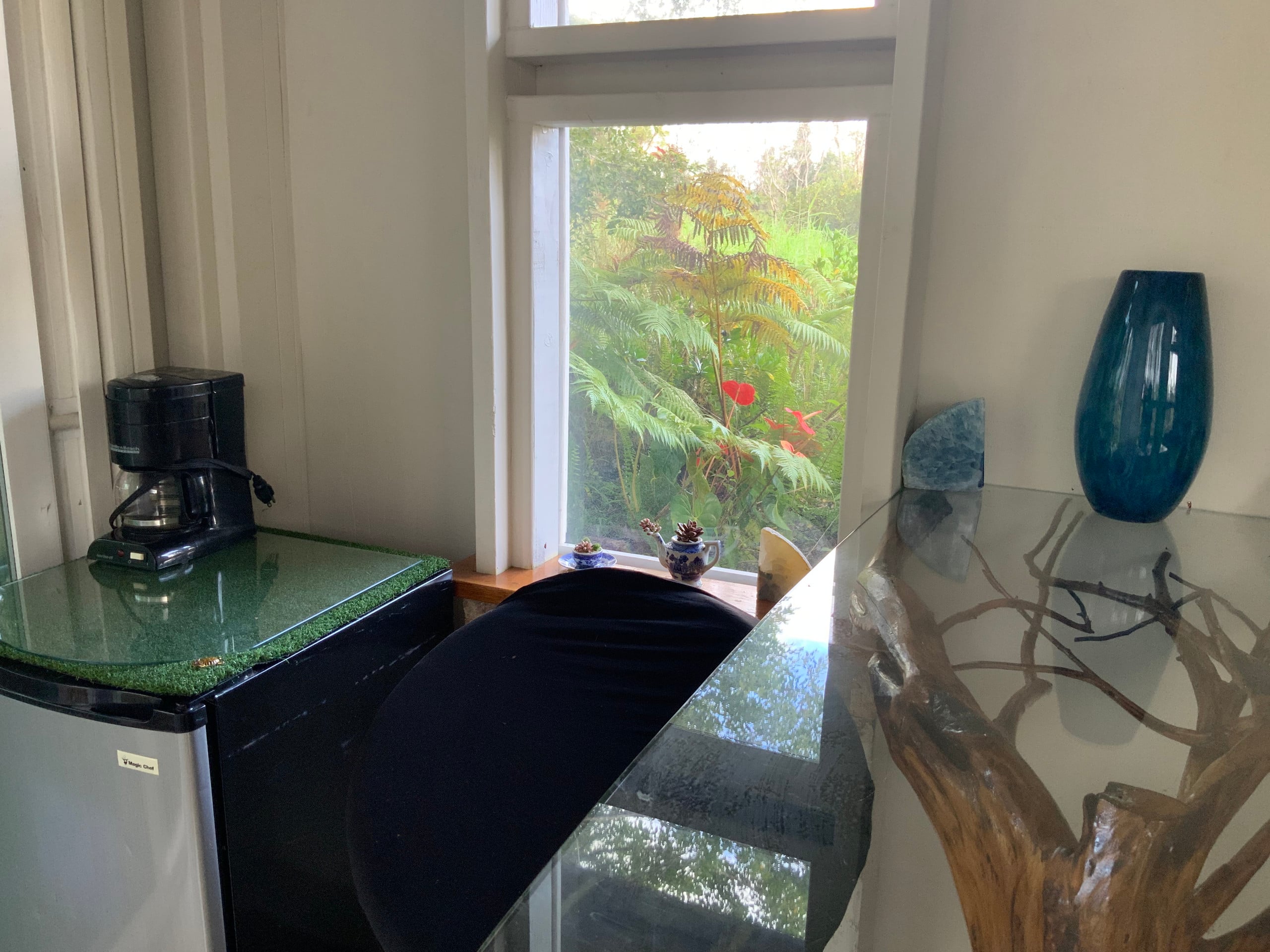 Cabin in Mountain View · ★5.0 · 1 bedroom · 1 bed · 1 private bath - Image 1