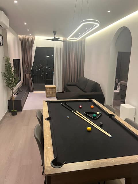 Brand New Luxury Home! Big Balcony City View MRT